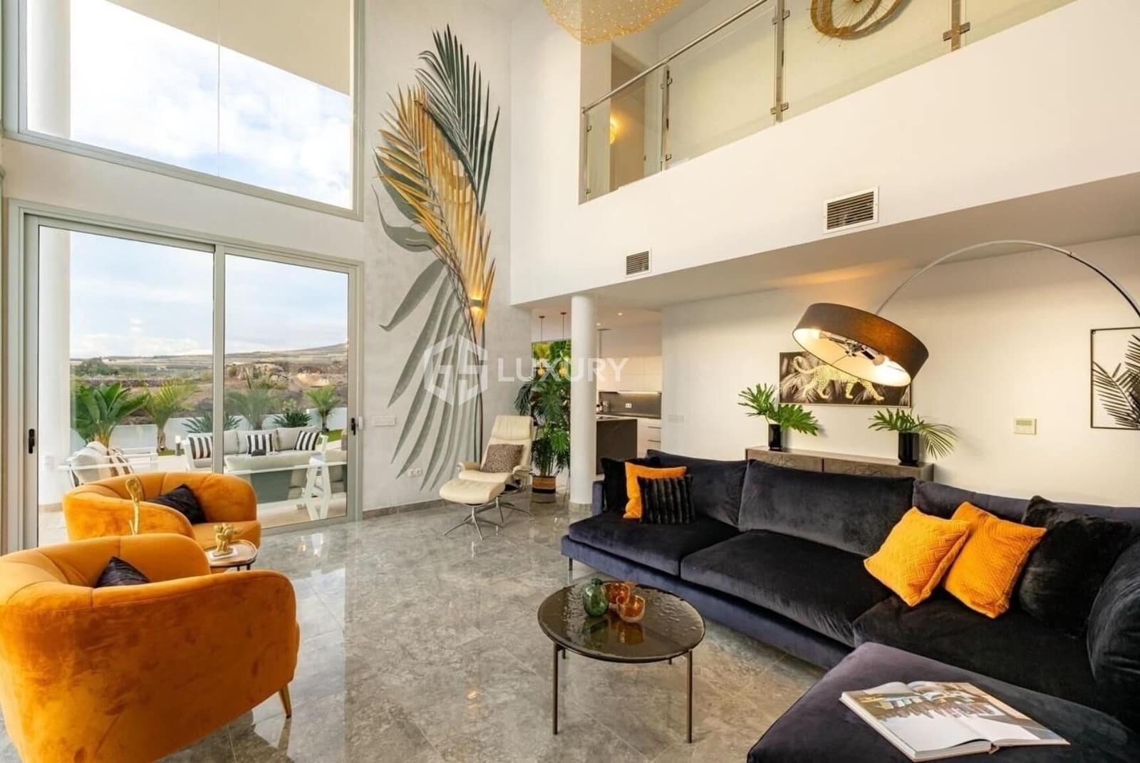 4 soveværelse Villa til salg i Playa Paraiso med swimmingpool garage - € 2.490.000 (Ref: 9204791)