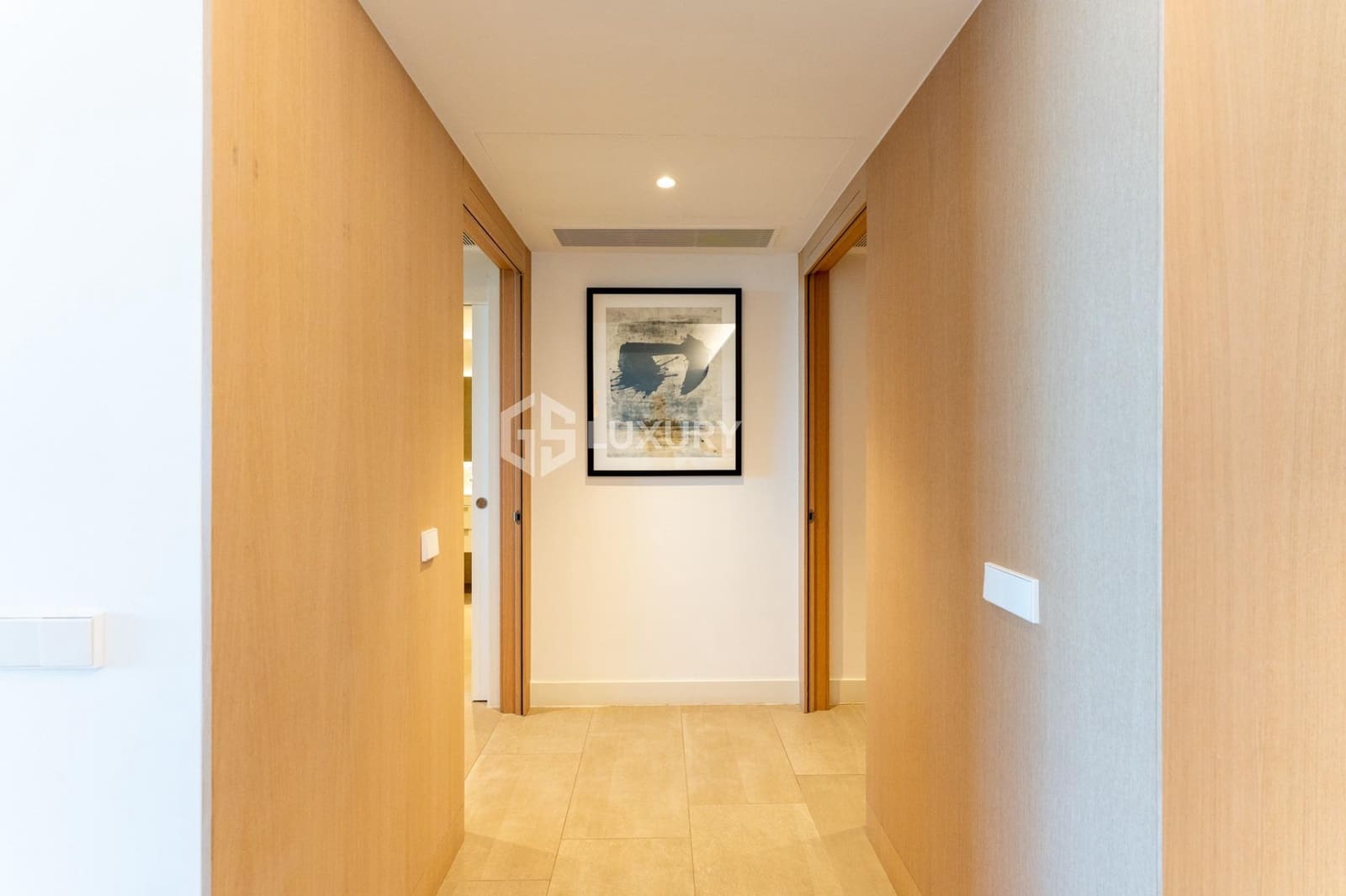 2 slaapkamer Flat te koop in Guia de Isora met zwembad garage - € 1.250.000 (Ref: 9206699)