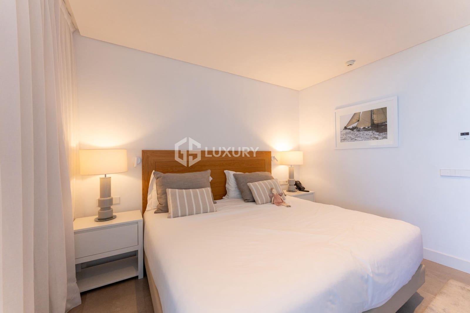 2 slaapkamer Flat te koop in Guia de Isora met zwembad garage - € 1.250.000 (Ref: 9206699)
