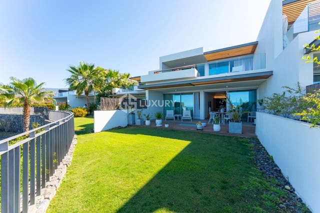 2 soveværelse Lejlighed til salg i Guía de Isora med swimmingpool garage - € 1.250.000 (Ref: 9206699)