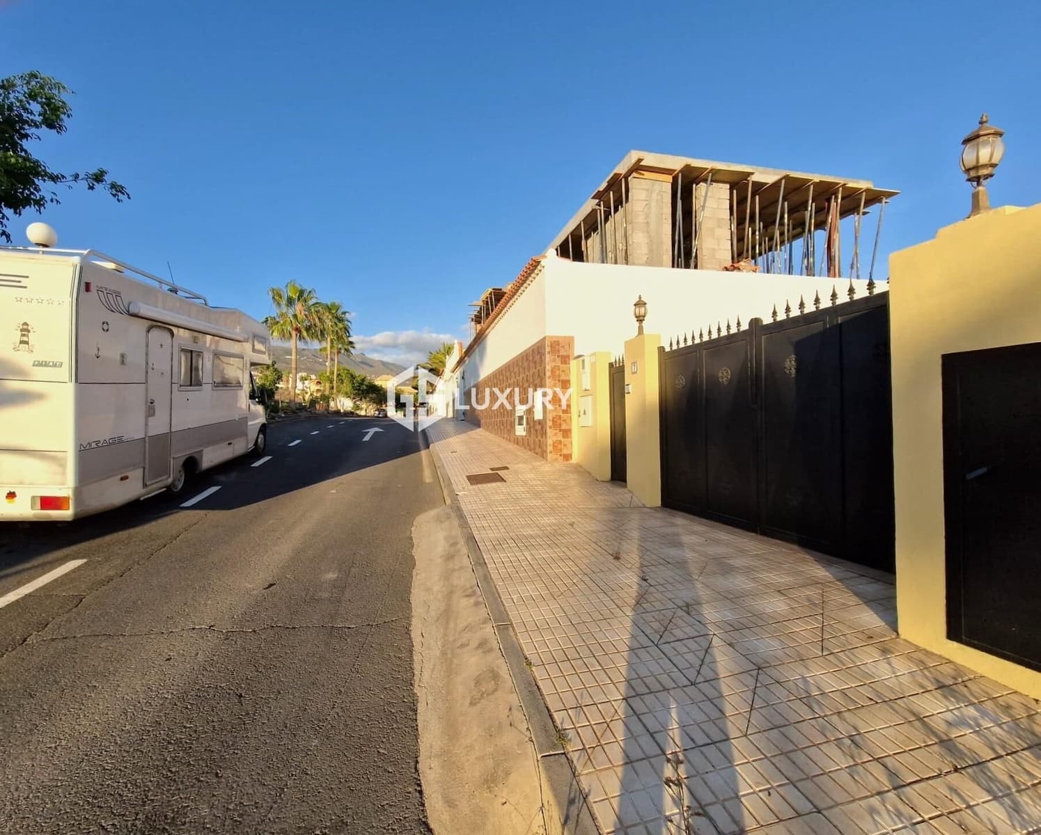4 bedroom Villa for sale in Callao Salvaje with pool garage - € 1,600,000 (Ref: 9206702)
