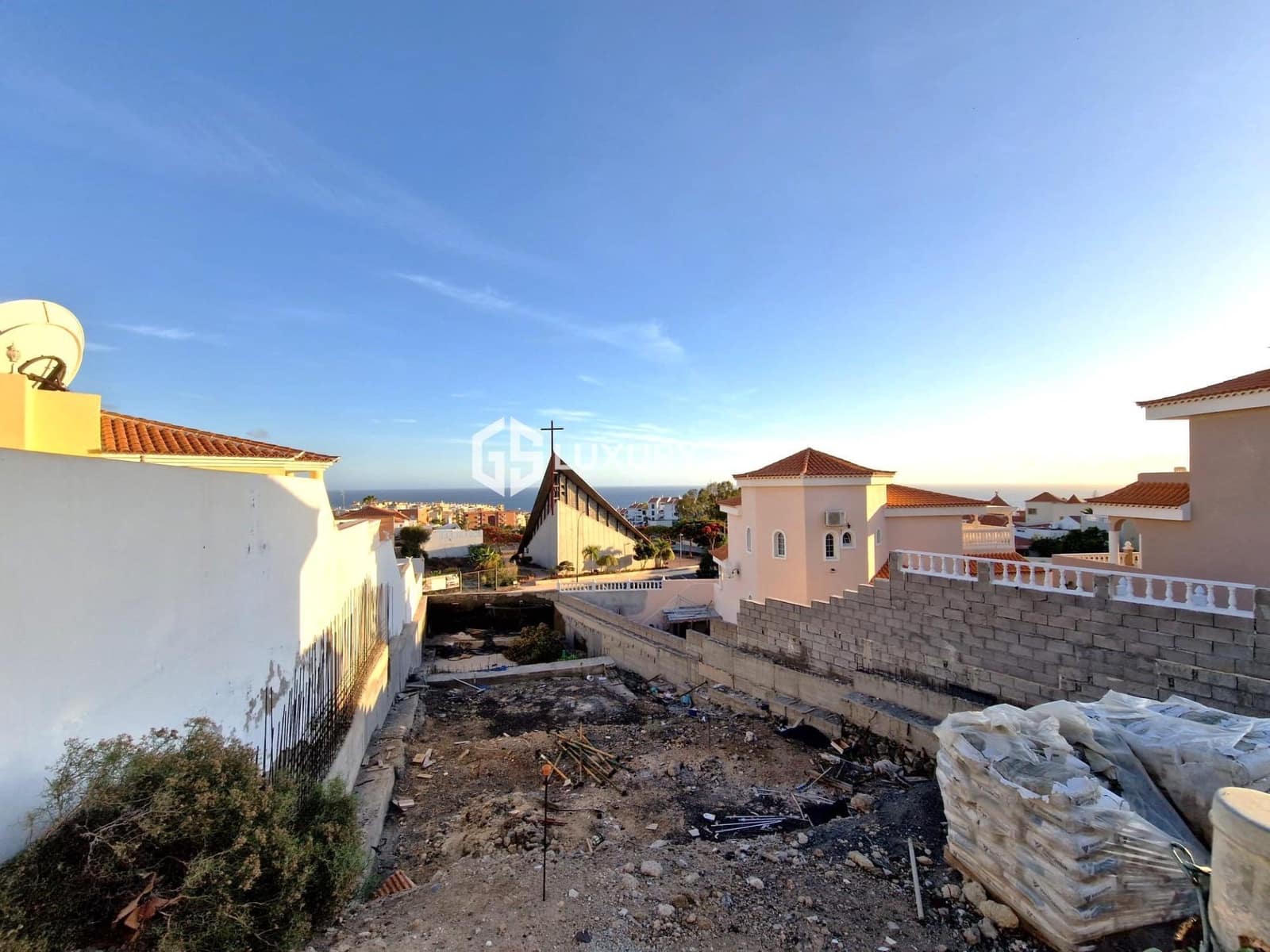 4 bedroom Villa for sale in Callao Salvaje with pool garage - € 1,600,000 (Ref: 9206702)