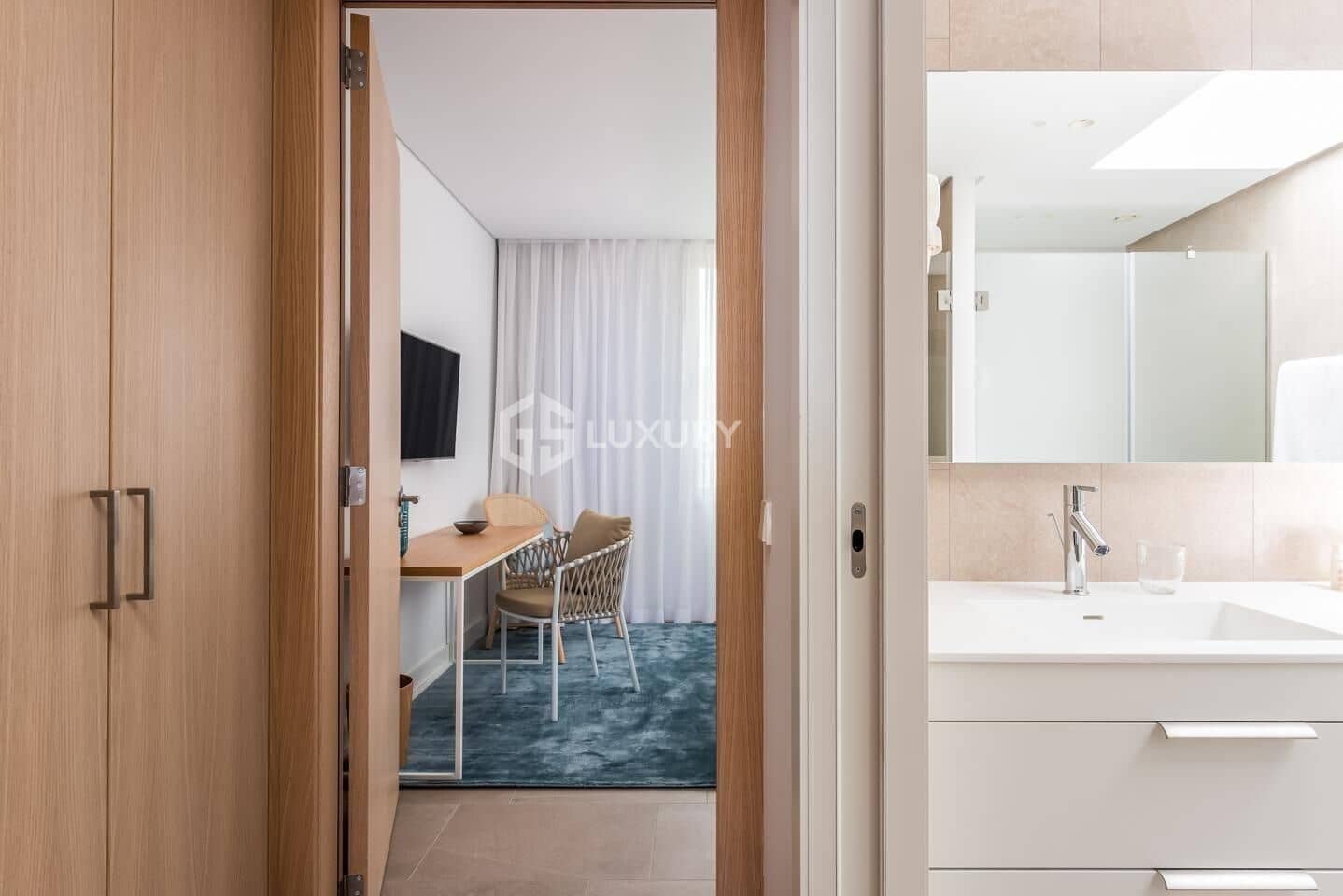 2 chambre Appartement à vendre à Guia de Isora avec piscine garage - 965 000 € (Ref: 9208506)