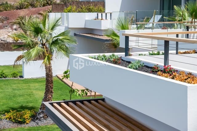 2 chambre Appartement à vendre à Guía de Isora avec piscine garage - 965 000 € (Ref: 9208506)