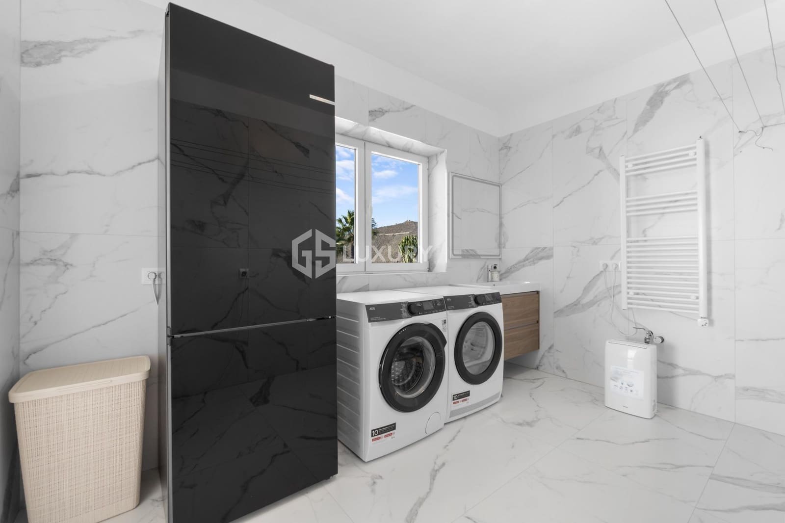 5 soveværelse Finca/Landehus til salg i San Miguel de Abona med swimmingpool garage - € 1.950.000 (Ref: 9208508)