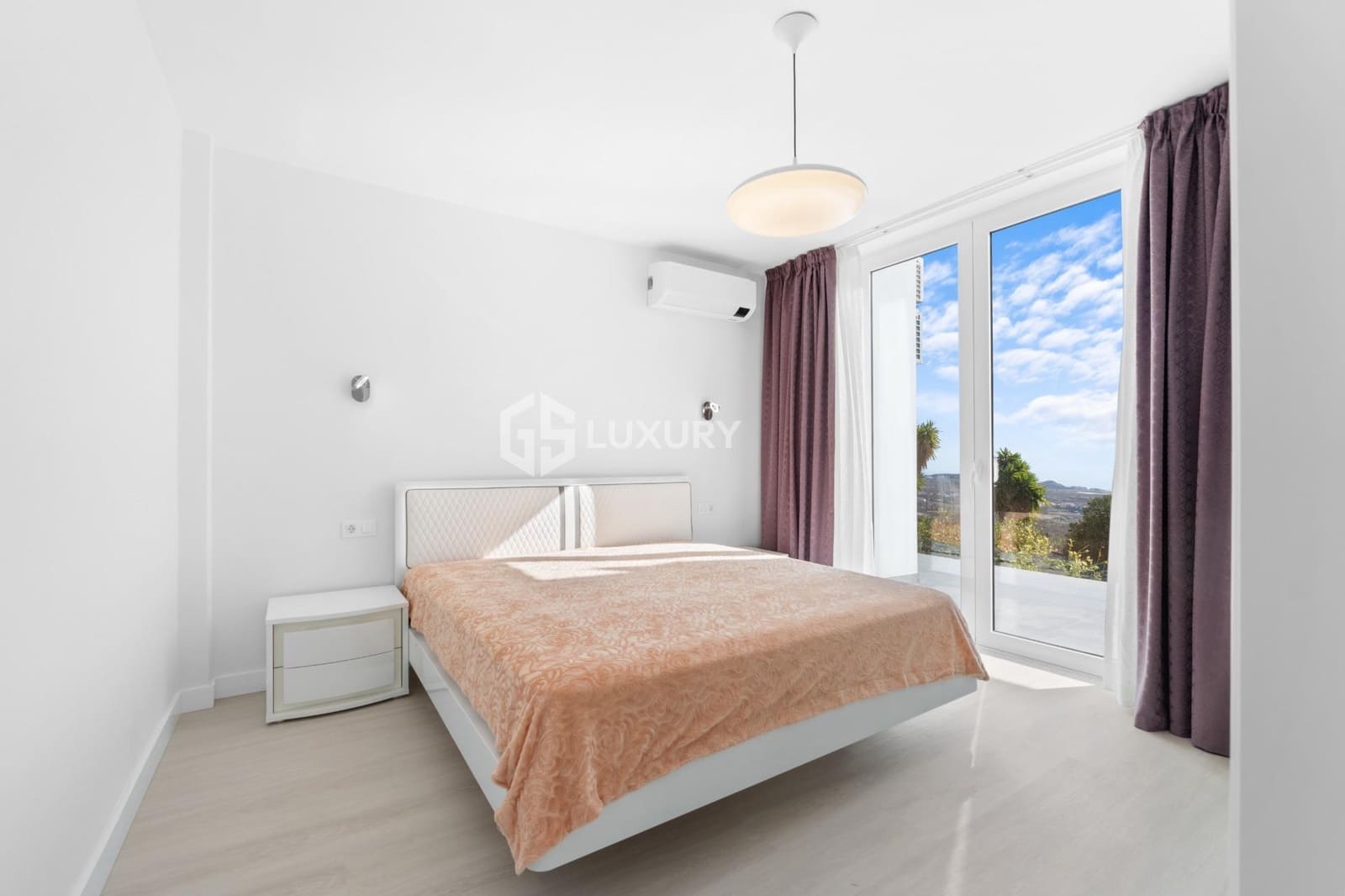 5 soveværelse Finca/Landehus til salg i San Miguel de Abona med swimmingpool garage - € 1.950.000 (Ref: 9208508)