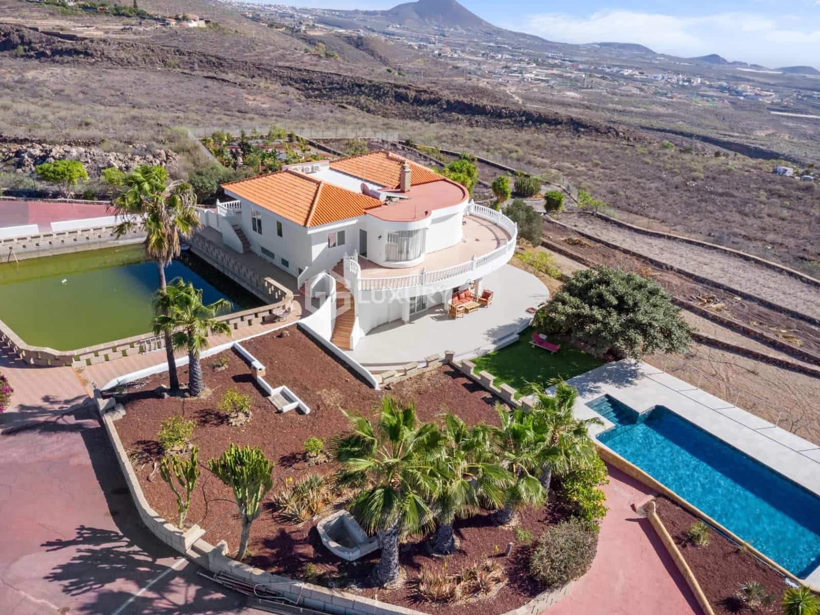 5 soveværelse Finca/Landehus til salg i San Miguel de Abona med swimmingpool garage - € 1.950.000 (Ref: 9208508)