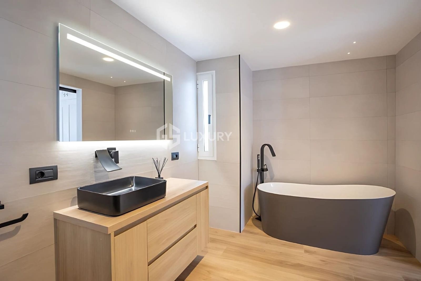 4 quarto Moradia para venda em El Madronal com piscina garagem - 1 475 000 € (Ref: 9215312)