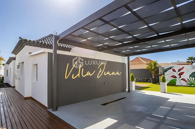 4 soveværelse Villa til salg i El Madroñal, Adeje med swimmingpool garage - € 1.475.000 (Ref: 9215312)