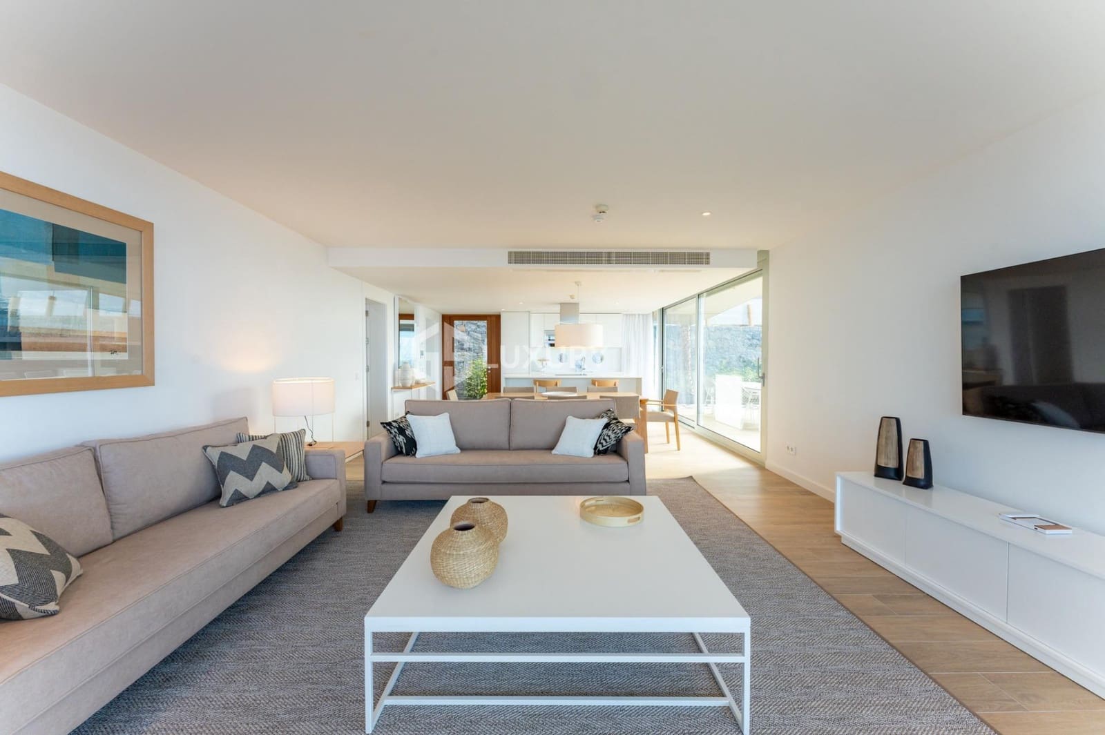 3 chambre Villa/Maison à vendre à Guia de Isora avec piscine garage - 2 300 000 € (Ref: 9215314)