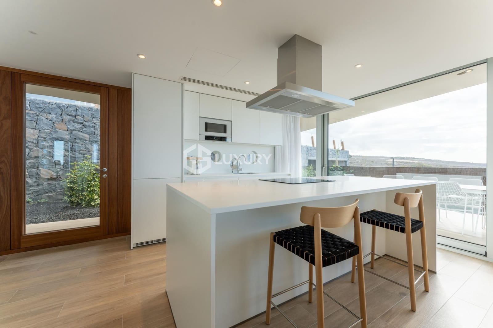 3 chambre Villa/Maison à vendre à Guia de Isora avec piscine garage - 2 300 000 € (Ref: 9215314)