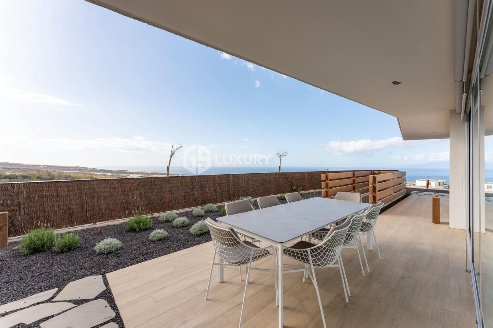 3 chambre Villa/Maison à vendre à Guia de Isora avec piscine garage - 2 300 000 € (Ref: 9215314)