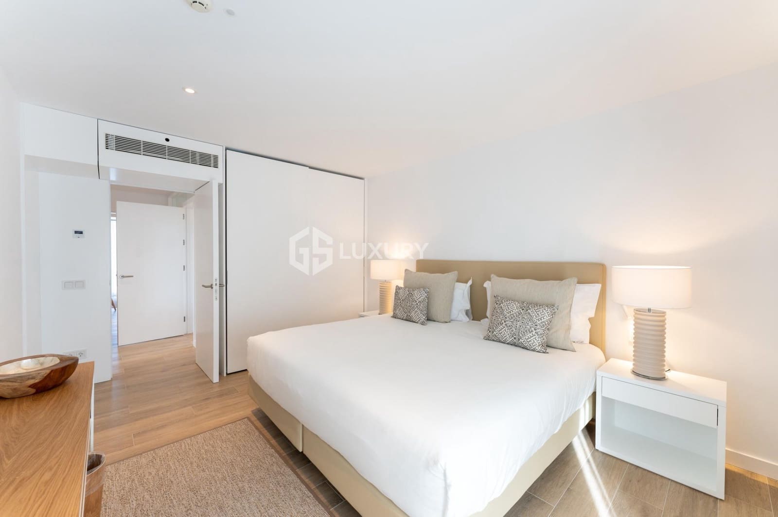 3 chambre Villa/Maison à vendre à Guia de Isora avec piscine garage - 2 300 000 € (Ref: 9215314)