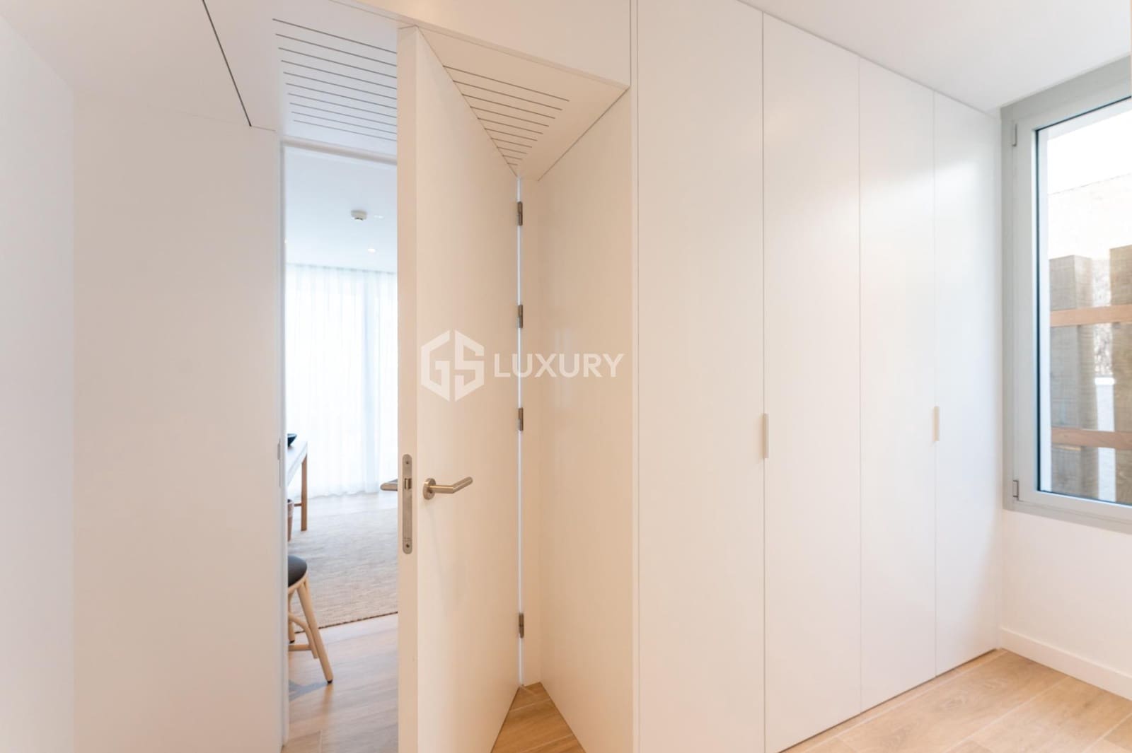 3 chambre Villa/Maison à vendre à Guia de Isora avec piscine garage - 2 300 000 € (Ref: 9215314)