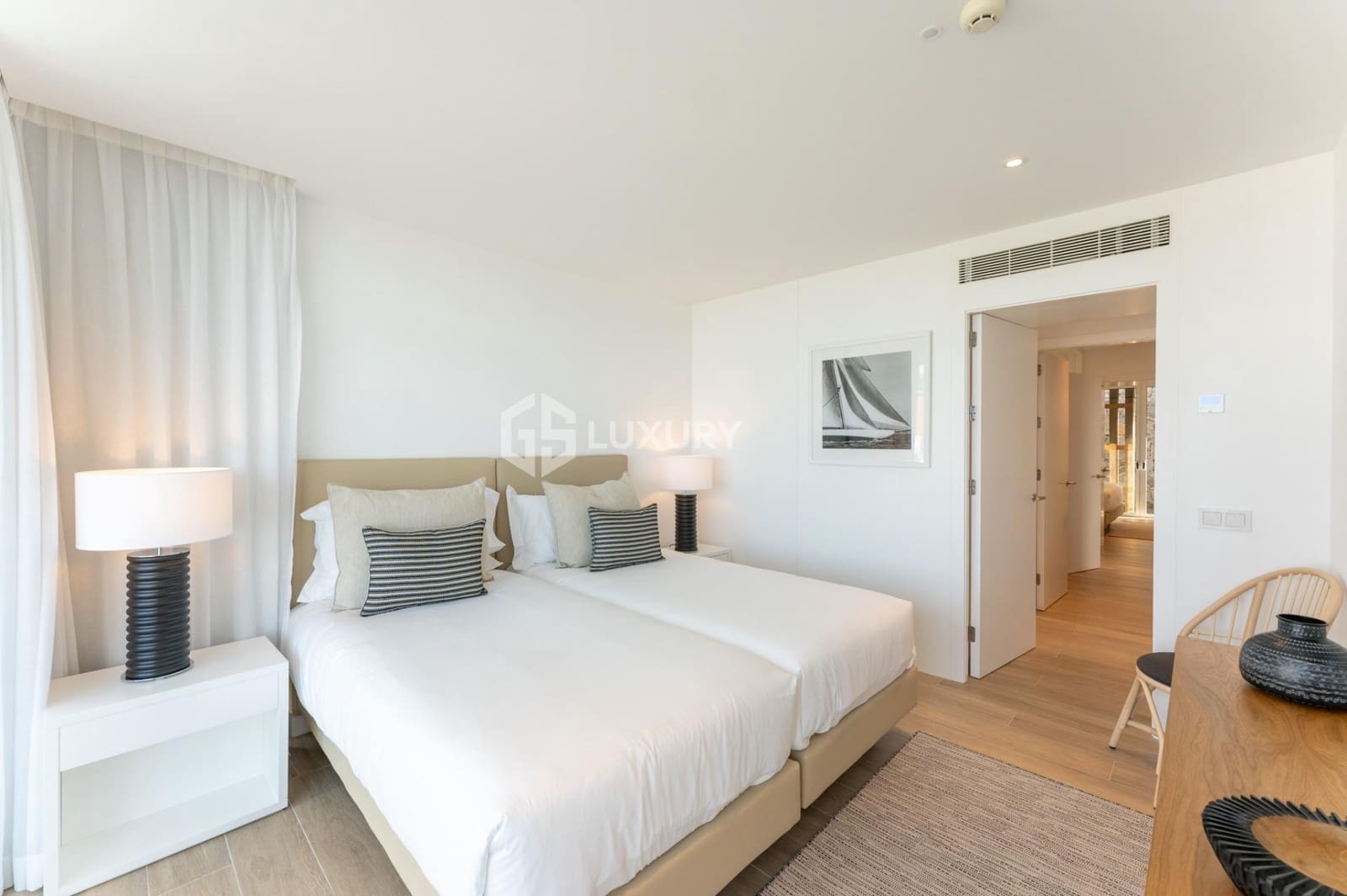 3 chambre Villa/Maison à vendre à Guia de Isora avec piscine garage - 2 300 000 € (Ref: 9215314)