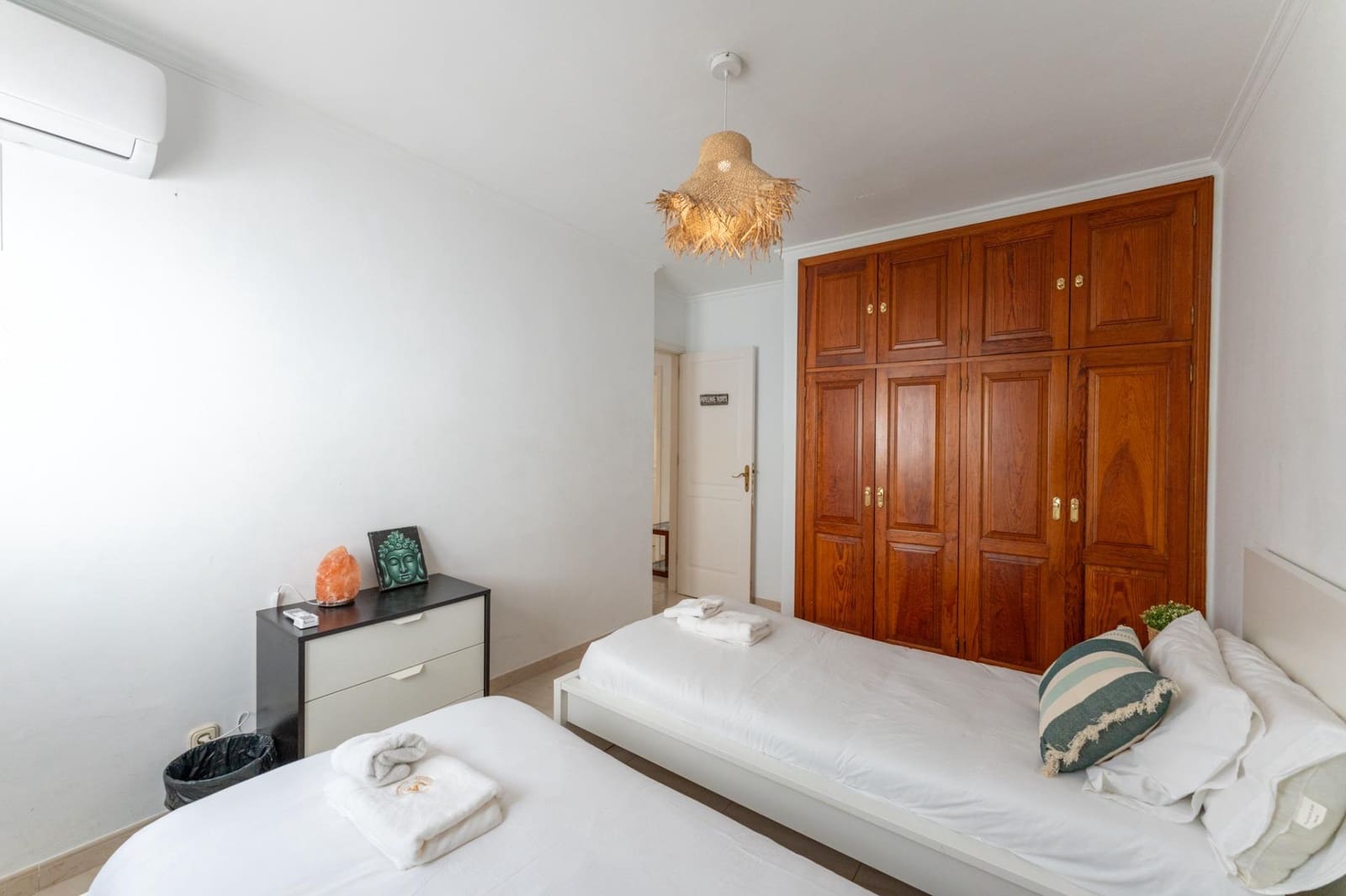 7 slaapkamer Villa te koop in Costa Adeje met garage - € 1.600.000 (Ref: 9220191)