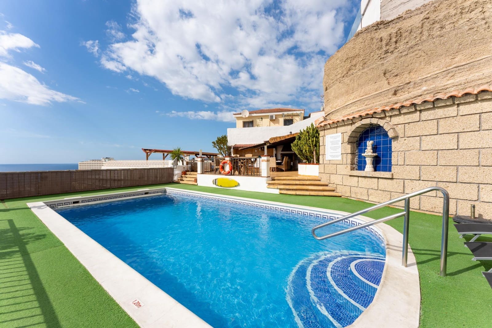 7 slaapkamer Villa te koop in Costa Adeje met garage - € 1.600.000 (Ref: 9220191)