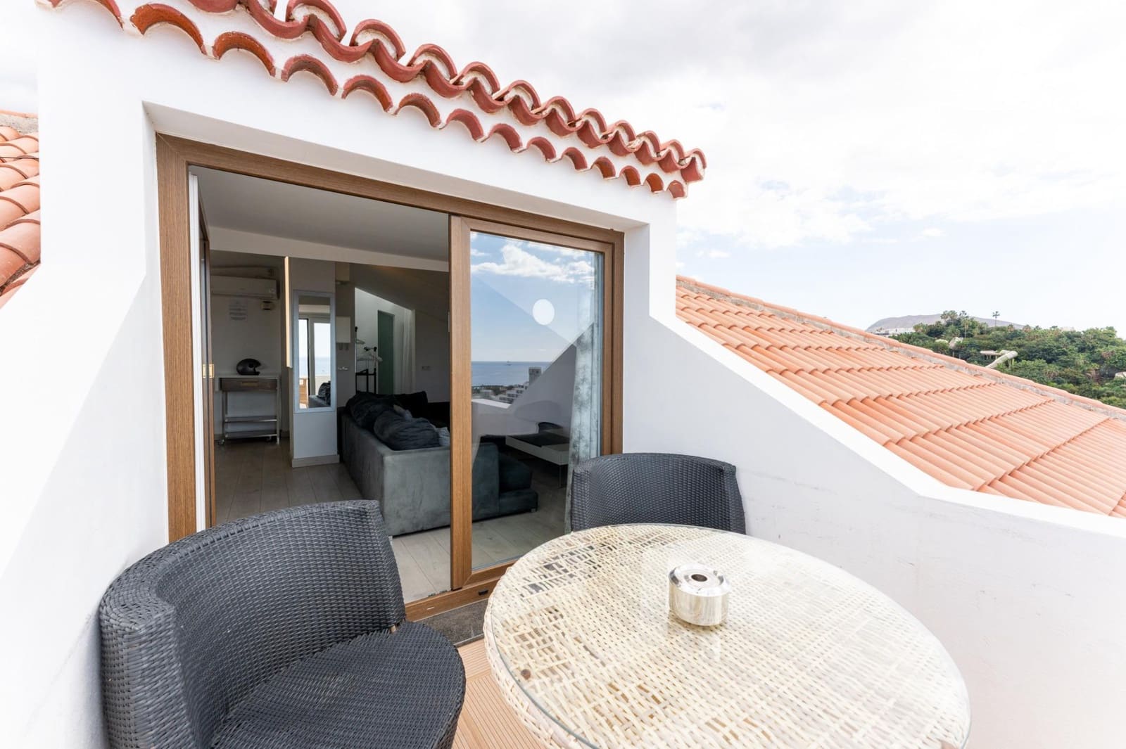 7 slaapkamer Villa te koop in Costa Adeje met garage - € 1.600.000 (Ref: 9220191)