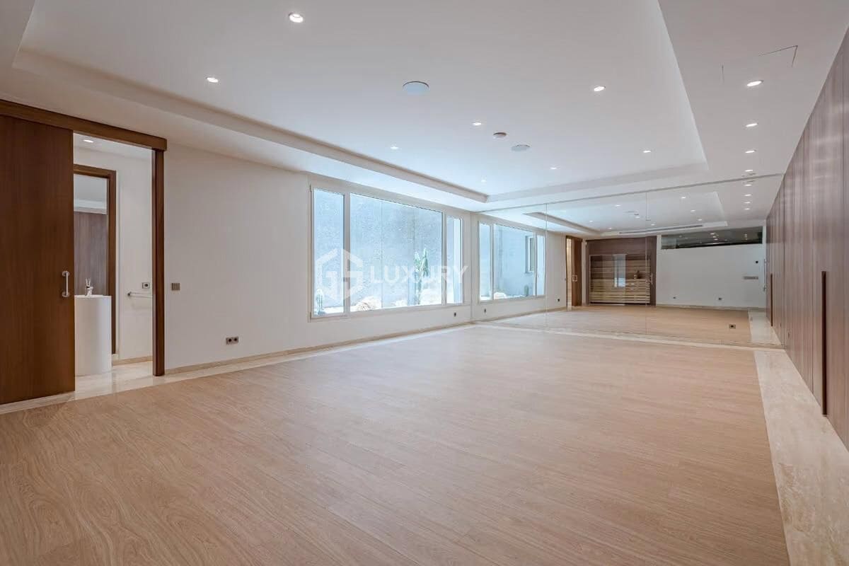 4 soveværelse Villa til salg i La Caleta Adeje med swimmingpool garage - € 3.700.000 (Ref: 9226940)