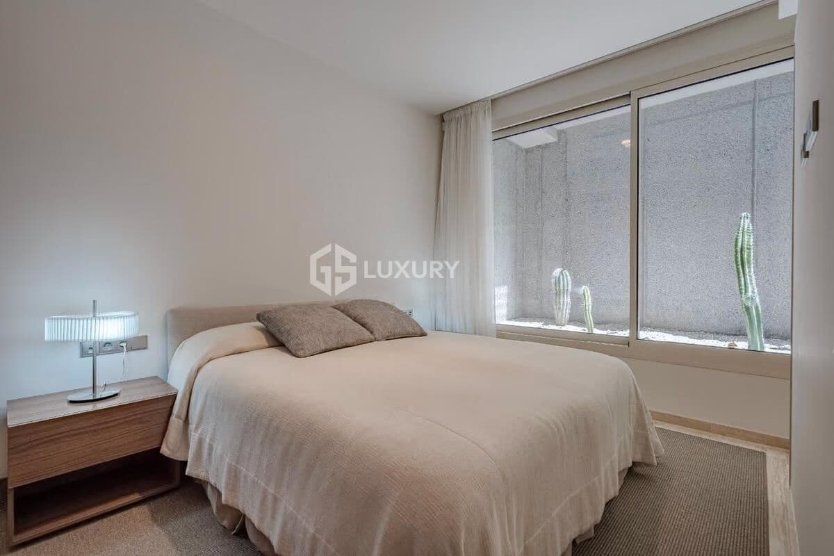 4 soveværelse Villa til salg i La Caleta Adeje med swimmingpool garage - € 3.700.000 (Ref: 9226940)