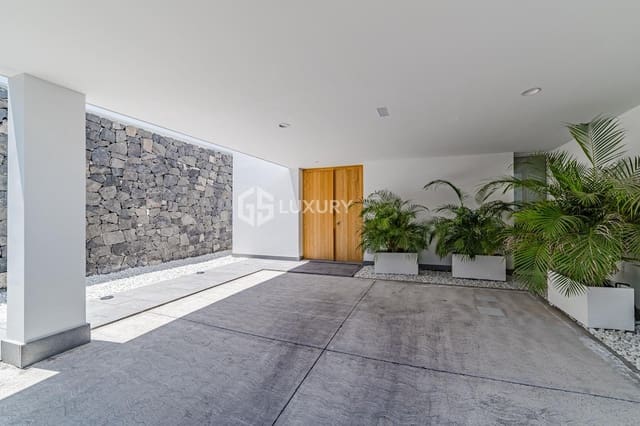 4 slaapkamer Villa te koop in Callao Salvaje, Adeje met zwembad garage - € 1.680.000 (Ref: 9230971)