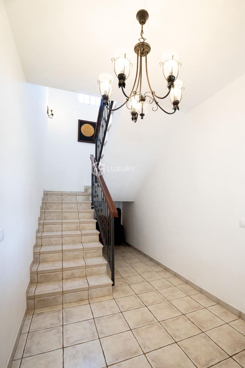 4 slaapkamer Villa te koop in San Miguel de Abona met zwembad garage - € 1.600.000 (Ref: 9240291)
