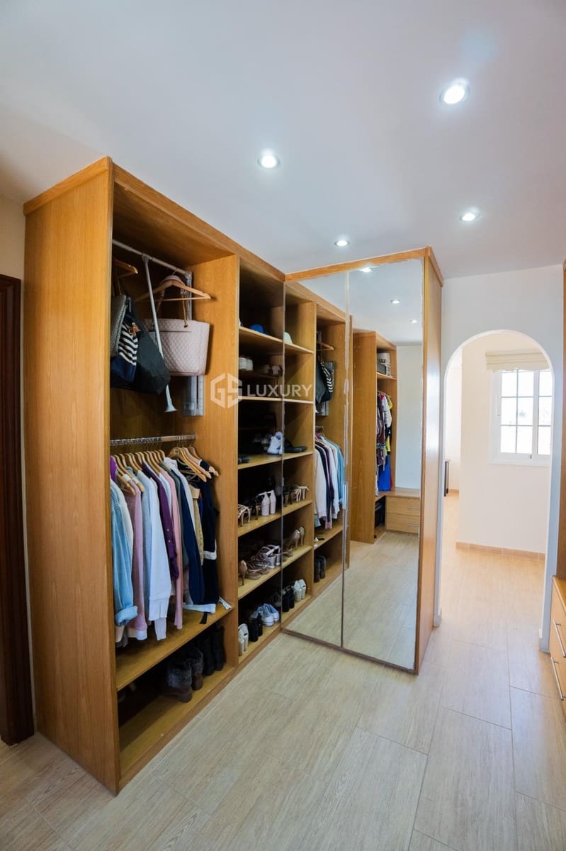 4 slaapkamer Villa te koop in San Miguel de Abona met zwembad garage - € 1.600.000 (Ref: 9240291)