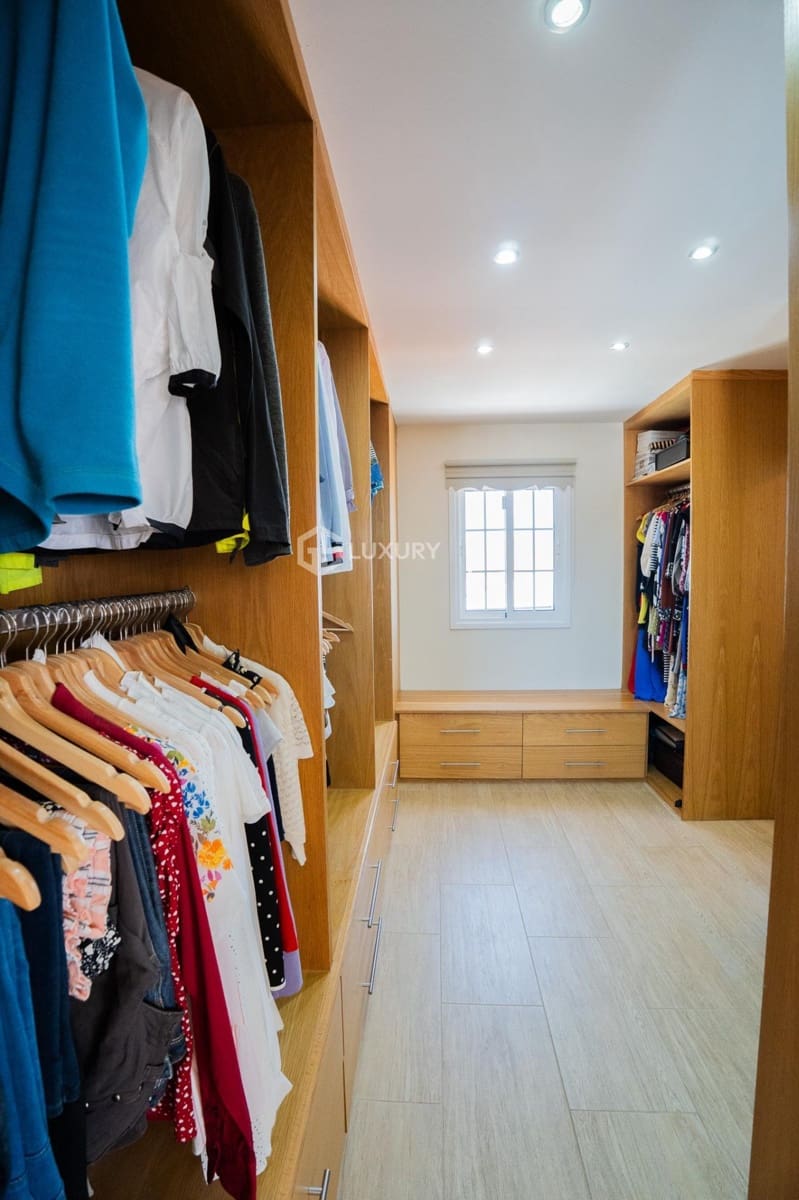 4 slaapkamer Villa te koop in San Miguel de Abona met zwembad garage - € 1.600.000 (Ref: 9240291)