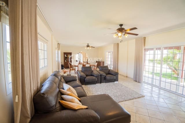 4 slaapkamer Villa te koop in San Miguel de Abona met zwembad garage - € 1.600.000 (Ref: 9240291)