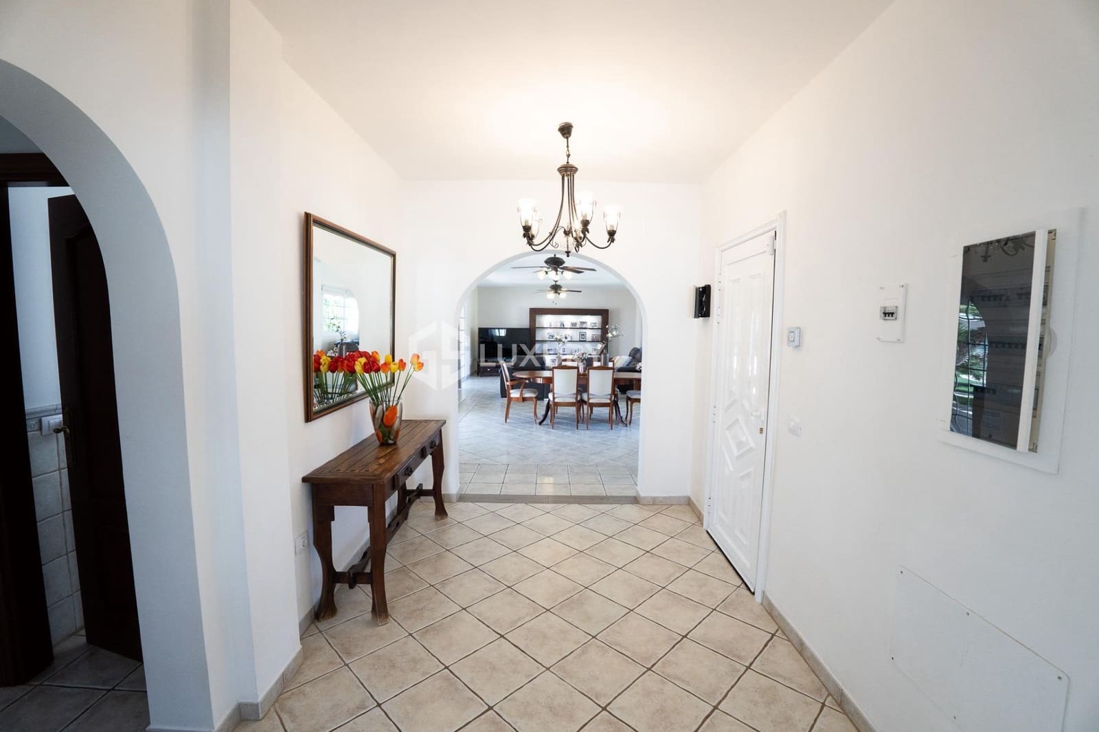 4 slaapkamer Villa te koop in San Miguel de Abona met zwembad garage - € 1.600.000 (Ref: 9240291)