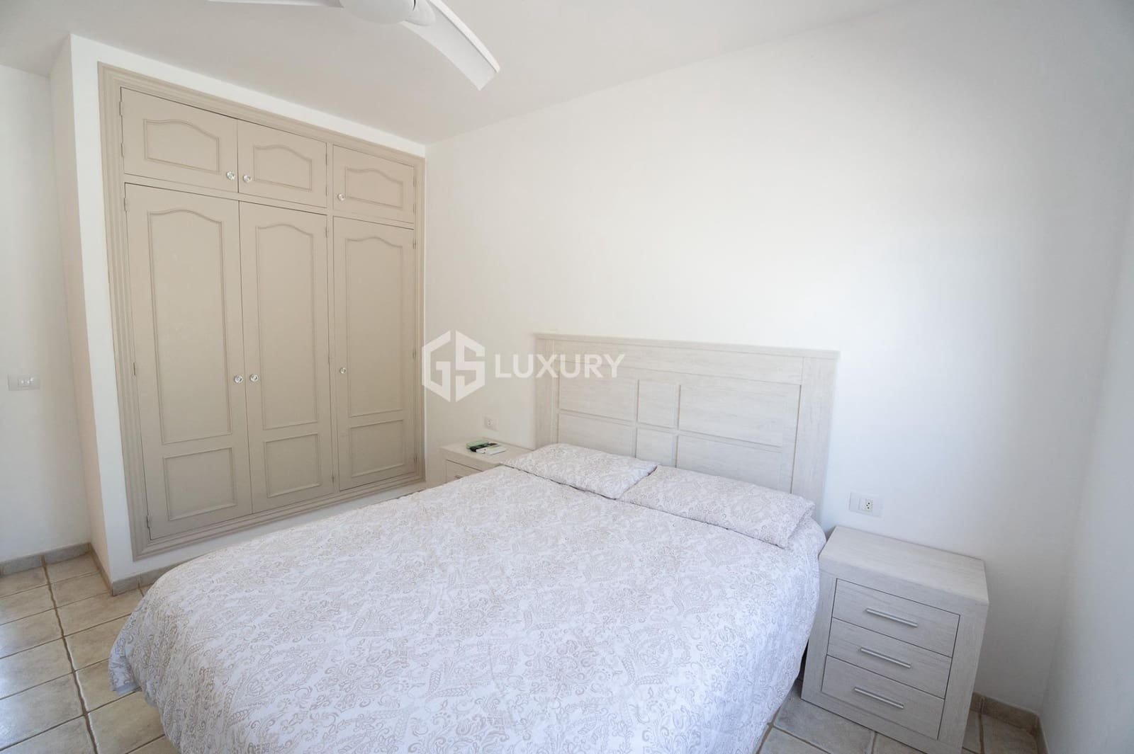 4 slaapkamer Villa te koop in San Miguel de Abona met zwembad garage - € 1.600.000 (Ref: 9240291)