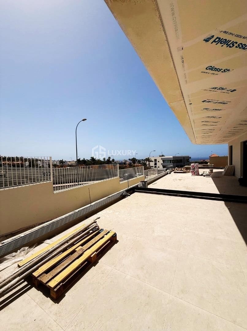 2 chambre Appartement à vendre à El Madronal avec piscine garage - 650 000 € (Ref: 9264371)