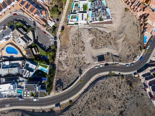 Building Plot for sale in San Eugenio Alto, Adeje - € 2,475,000 (Ref: 9264374)