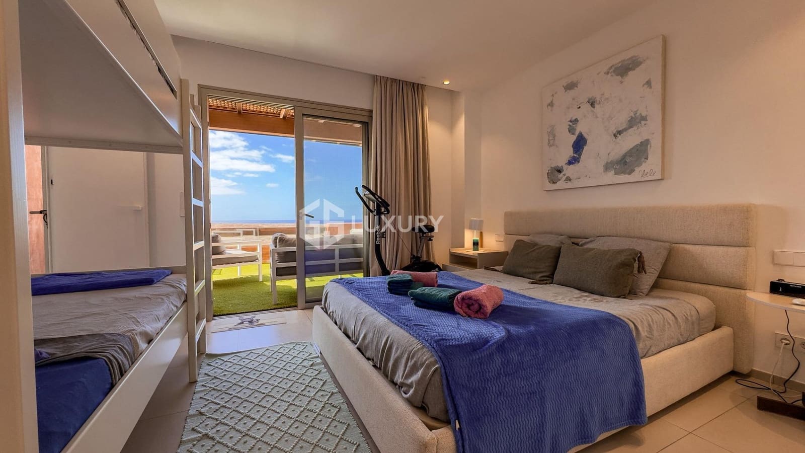 2 chambre Appartement à vendre à Palm-Mar avec piscine garage - 945 000 € (Ref: 9276539)