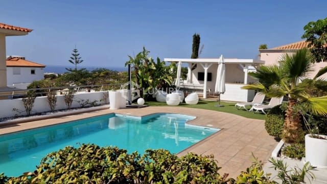 12 slaapkamer Villa te koop in Playa Paraiso, Adeje met zwembad garage - € 4.000.000 (Ref: 9276540)