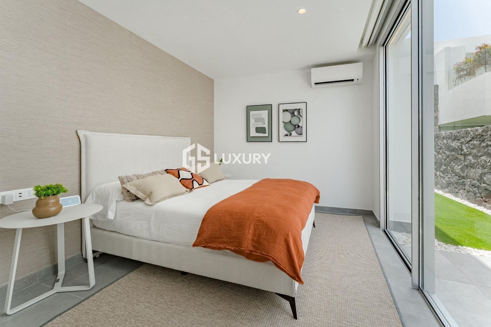 3 soverom Villa til salgs i Callao Salvaje med svømmebasseng garasje - € 1 749 000 (Ref: 9282403)