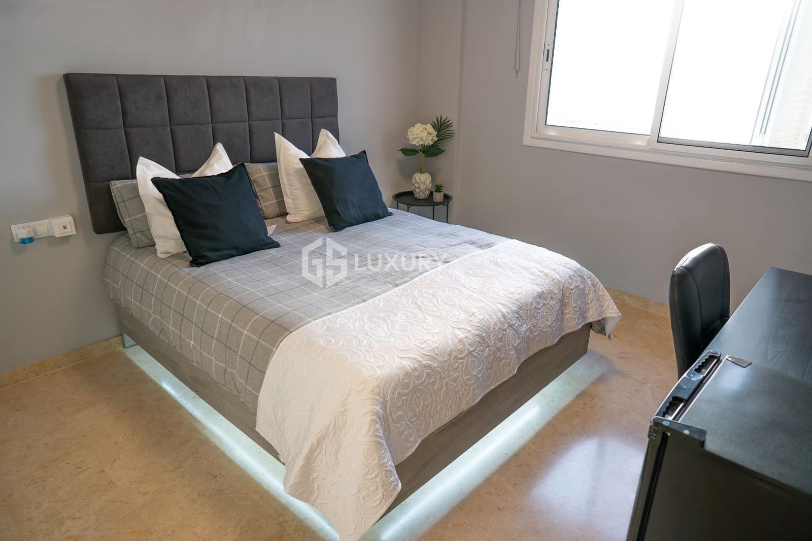 3 soveværelse Semi-Rækkehus til salg i Puerto Santiago med swimmingpool garage - € 1.500.000 (Ref: 9308699)