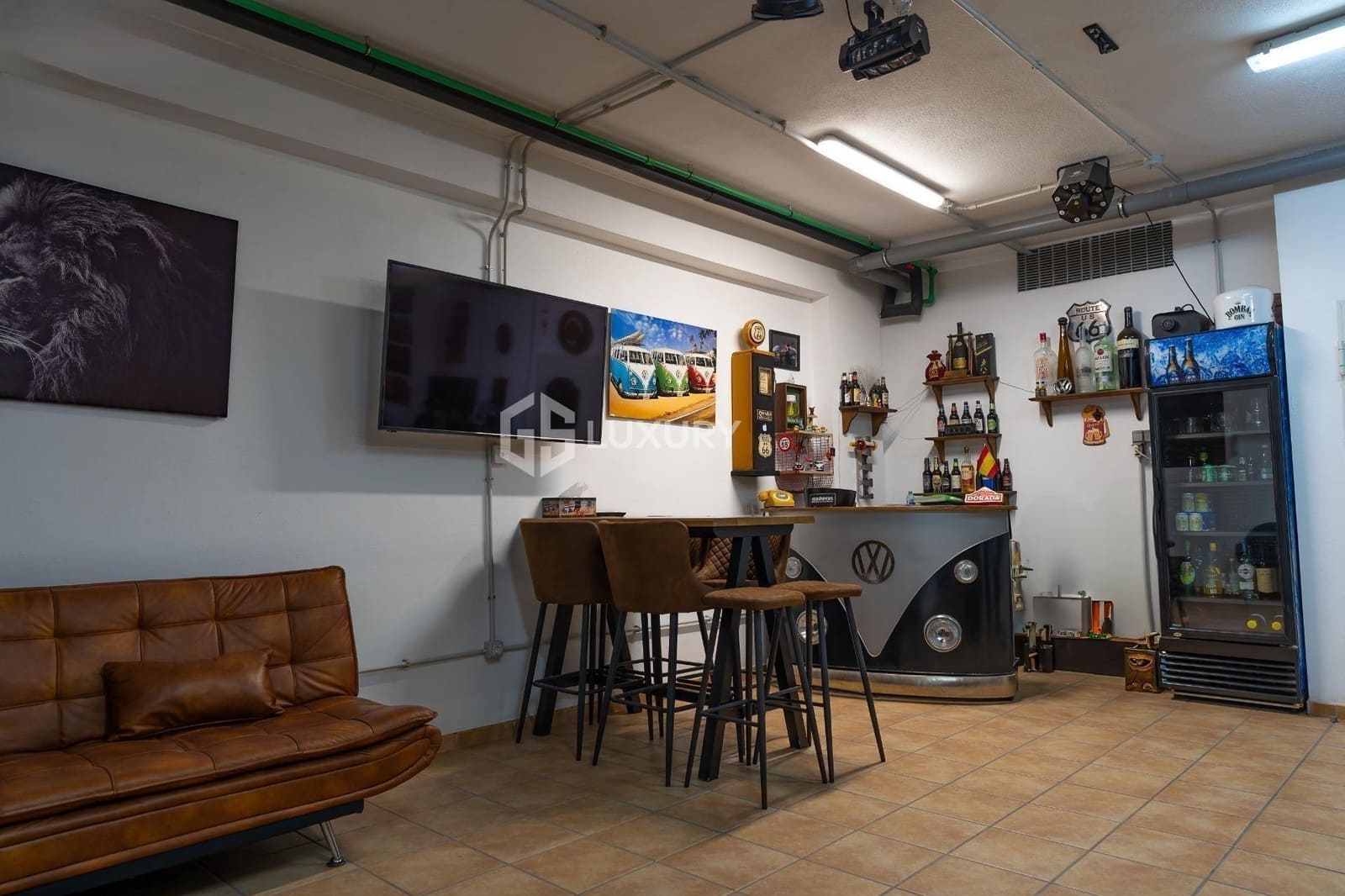 3 soveværelse Semi-Rækkehus til salg i Puerto Santiago med swimmingpool garage - € 1.500.000 (Ref: 9308699)