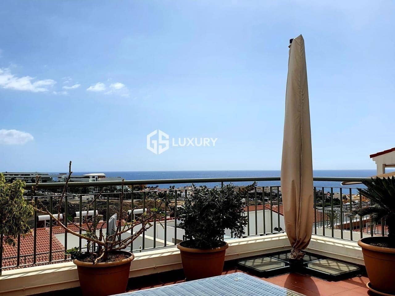 2 bedroom Penthouse for sale in La Caleta Adeje with pool garage - € 850,000 (Ref: 9322080)