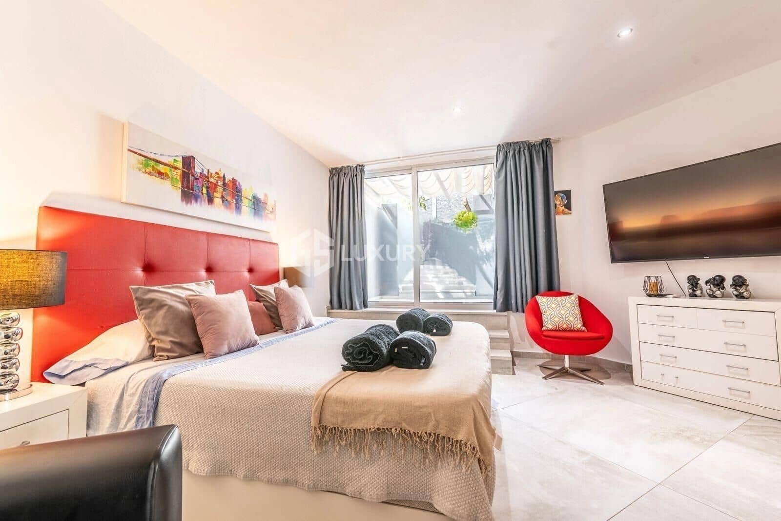 5 soveværelse Villa til salg i El Madronal med swimmingpool garage - € 2.670.000 (Ref: 9322626)