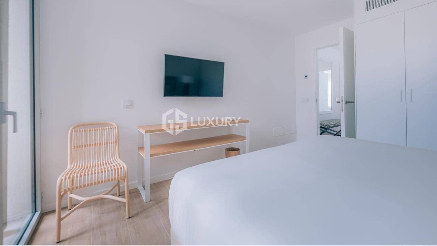 3 chambre Villa/Maison à vendre à Guia de Isora avec piscine garage - 2 100 000 € (Ref: 9341413)