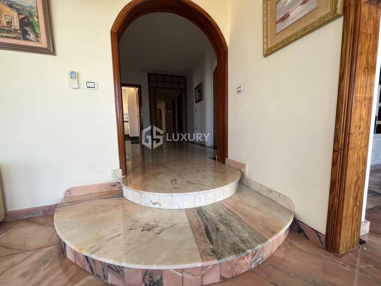 6 sypialnia Willa na sprzedaż w Santa Cruz de Tenerife z basenem garażem - 850 000 € (Ref: 9362545)