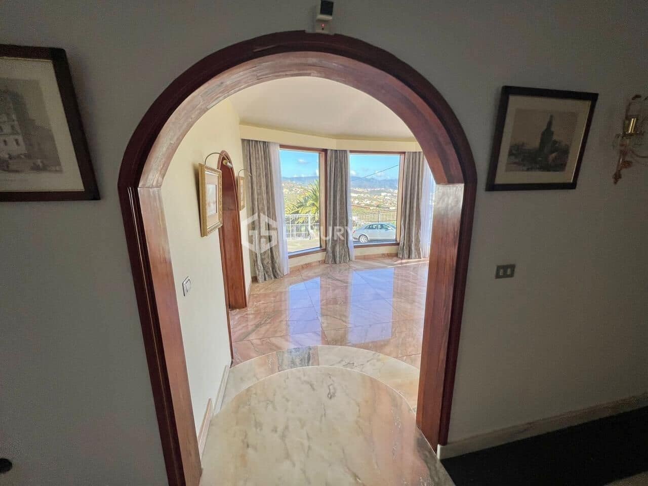 6 sypialnia Willa na sprzedaż w Santa Cruz de Tenerife z basenem garażem - 850 000 € (Ref: 9362545)