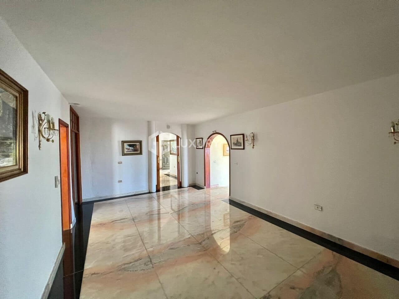 6 sypialnia Willa na sprzedaż w Santa Cruz de Tenerife z basenem garażem - 850 000 € (Ref: 9362545)