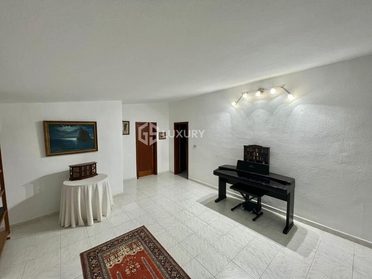 6 sypialnia Willa na sprzedaż w Santa Cruz de Tenerife z basenem garażem - 850 000 € (Ref: 9362545)