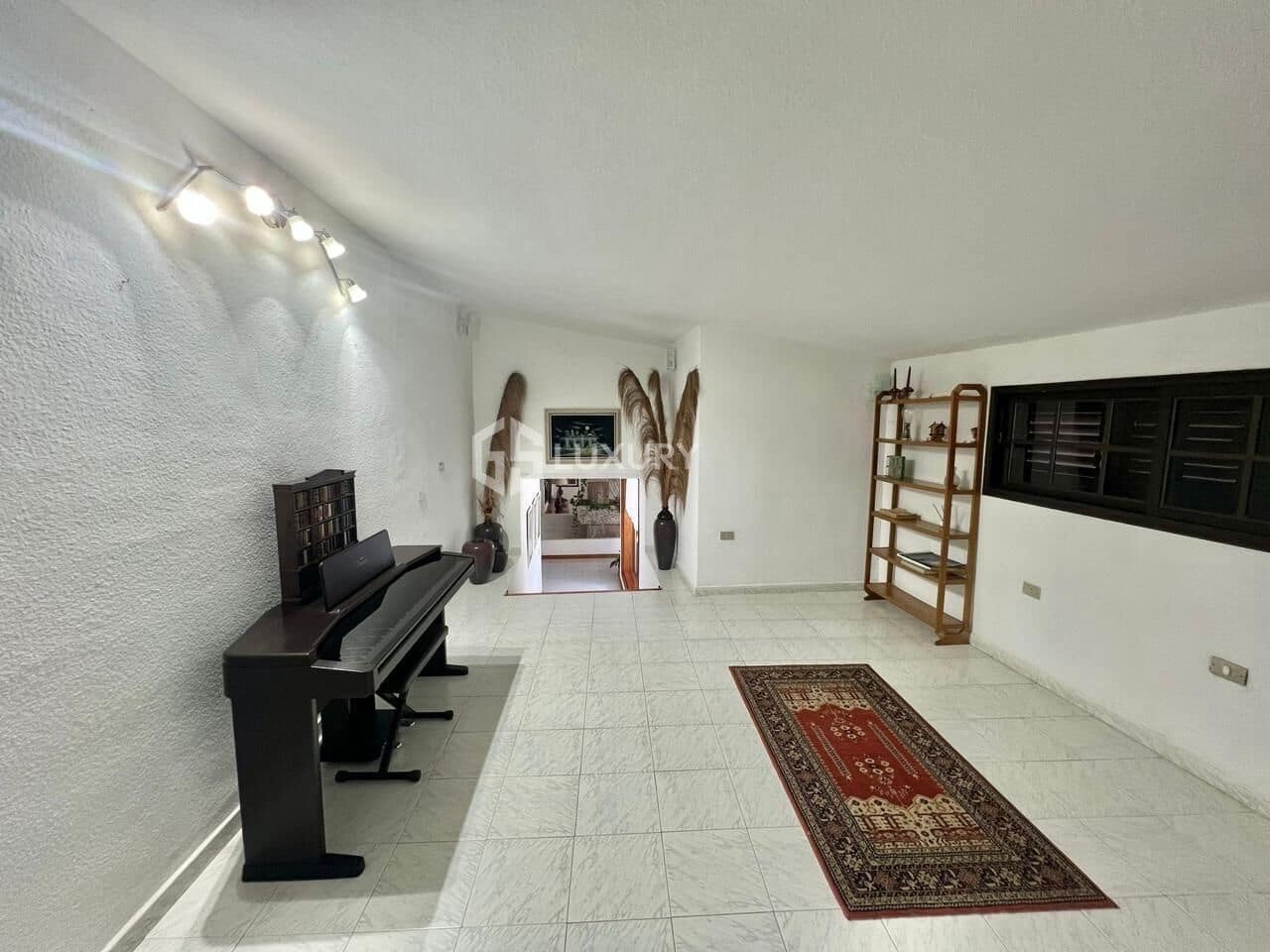 6 sypialnia Willa na sprzedaż w Santa Cruz de Tenerife z basenem garażem - 850 000 € (Ref: 9362545)