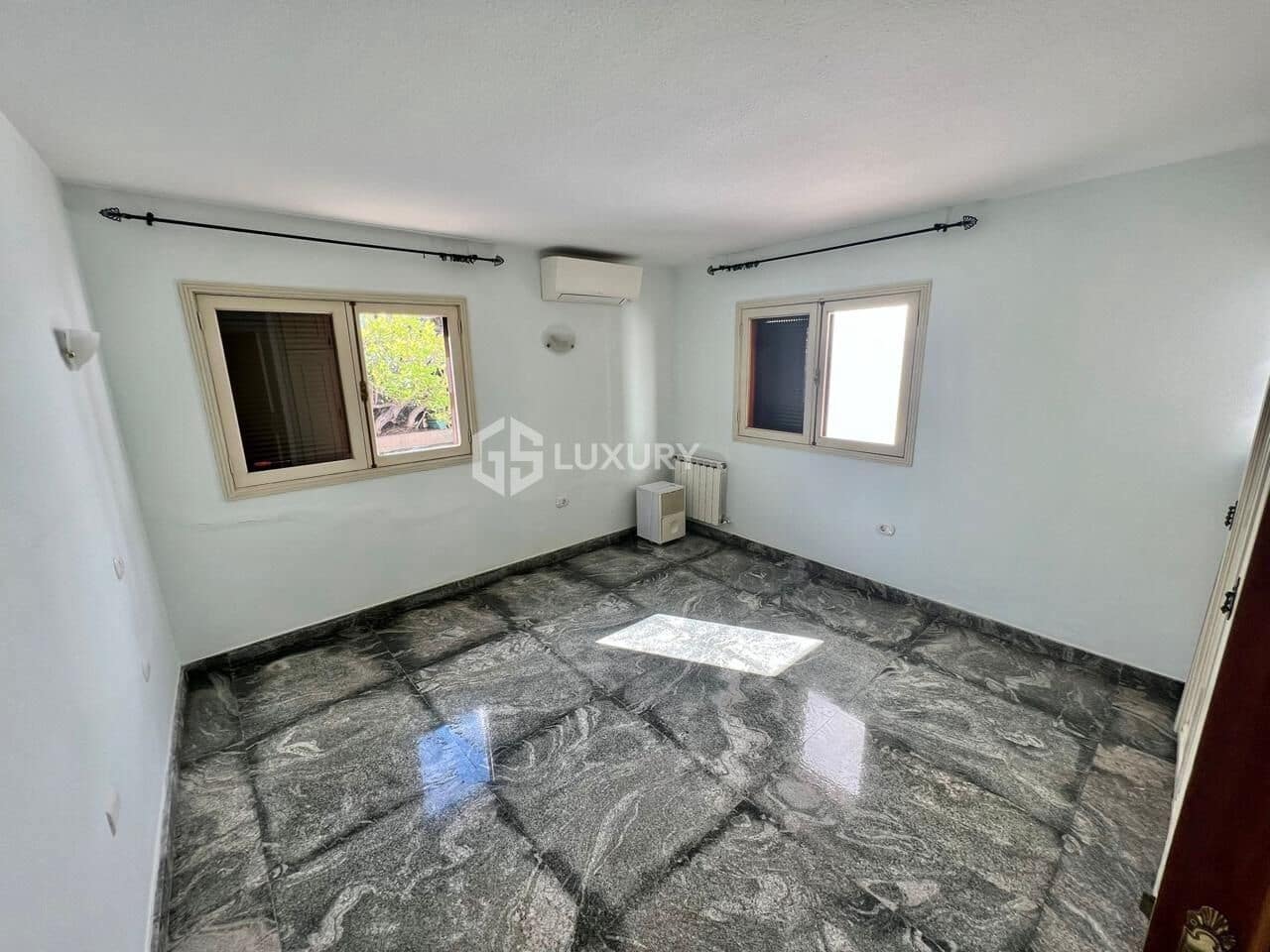 6 sypialnia Willa na sprzedaż w Santa Cruz de Tenerife z basenem garażem - 850 000 € (Ref: 9362545)