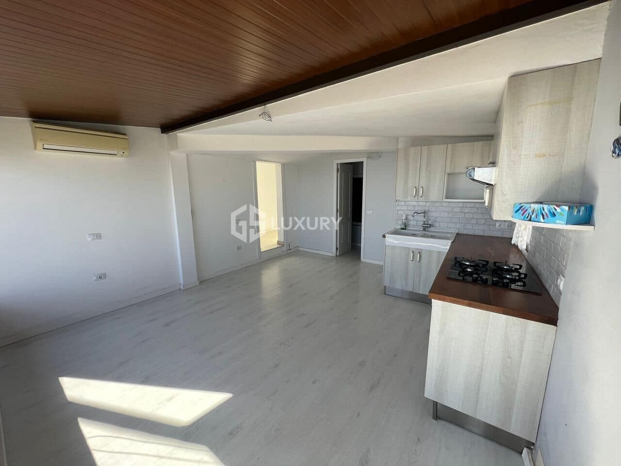 6 sypialnia Willa na sprzedaż w Santa Cruz de Tenerife z basenem garażem - 850 000 € (Ref: 9362545)