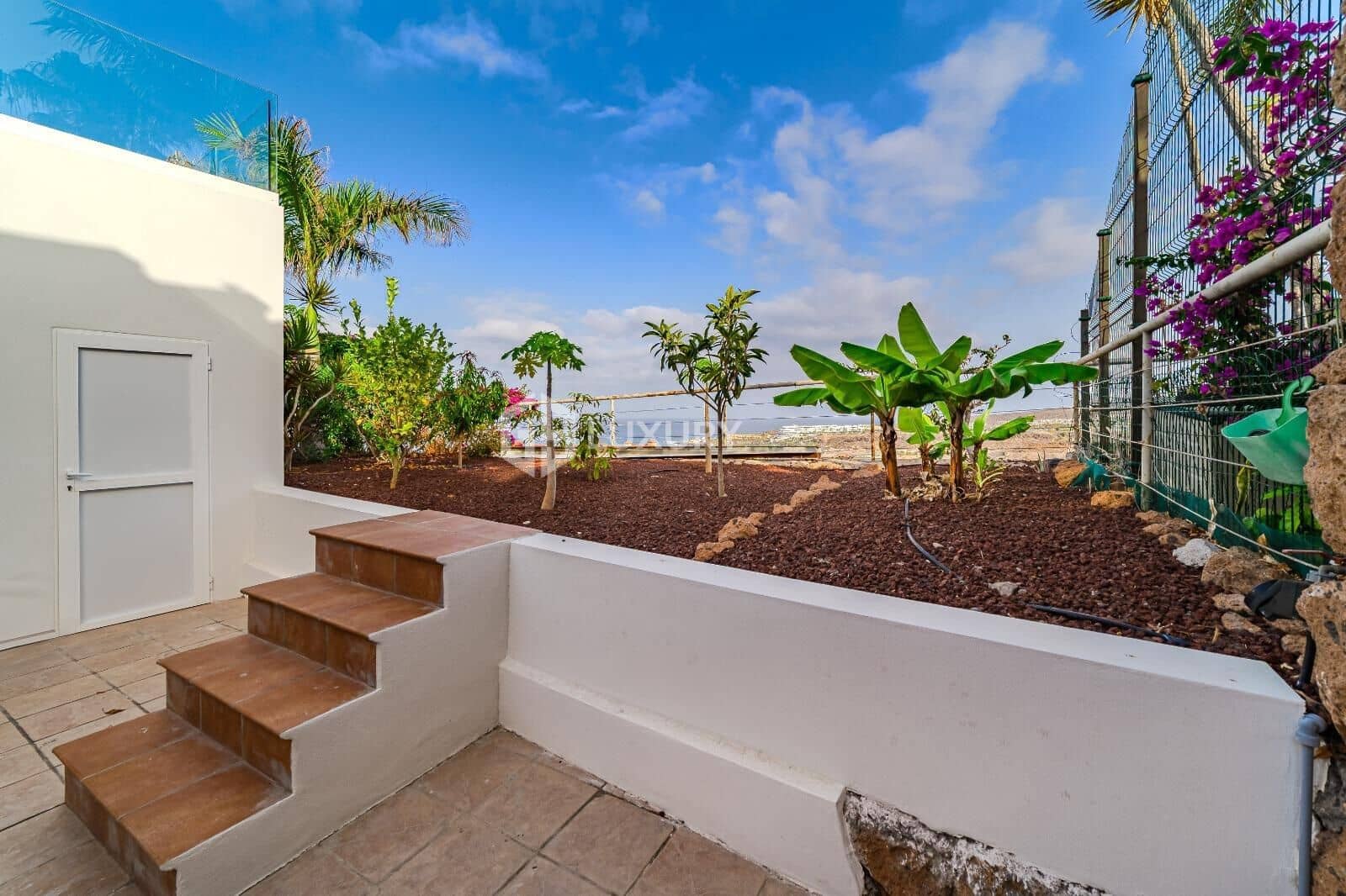 5 soveværelse Villa til salg i Playa del Duque med swimmingpool garage - € 2.350.000 (Ref: 9374710)