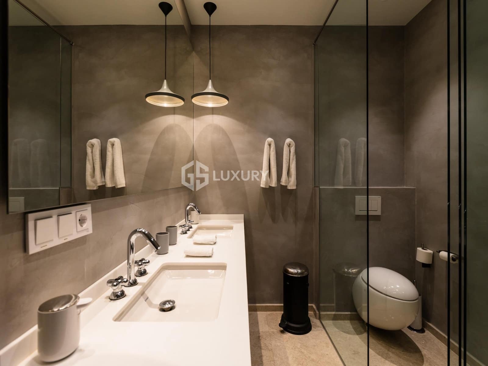 6 soveværelse Villa til salg i Guia de Isora med swimmingpool garage - € 8.500.000 (Ref: 9379288)